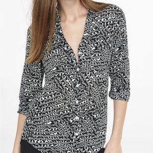 Express Portofino Shirt, Medium, Black/White Heart Skulls Pattern